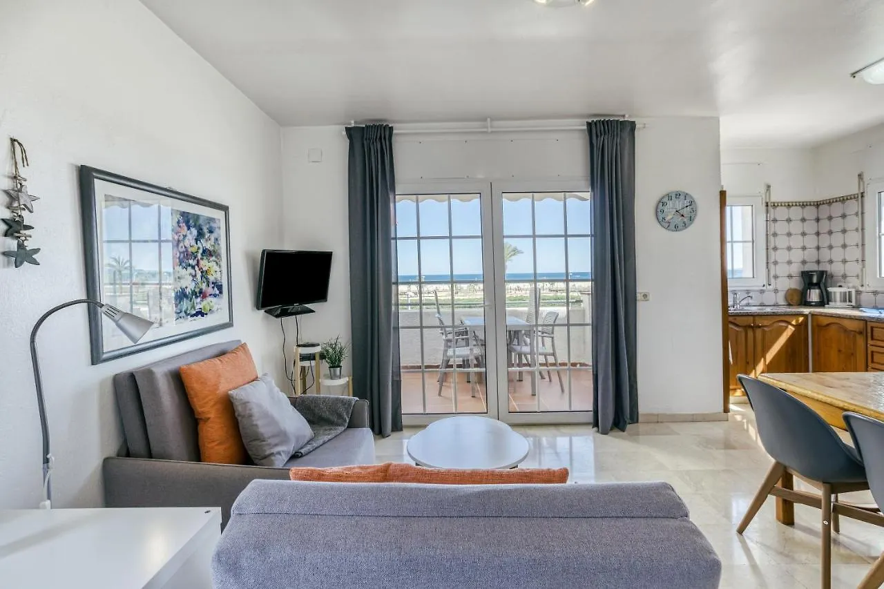 Art- Apartamentos Revilla Tacke D Ampuriabrava